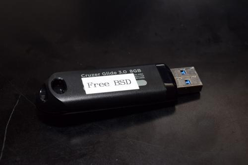 USBメモリーにインストールしたFreeBSD
