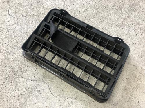 ゴム製のフラップがほとんどない。