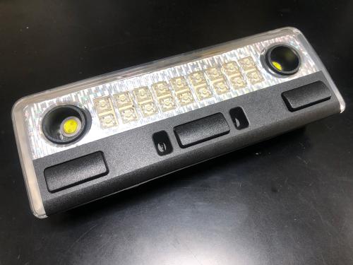 E46専用のLEDルームランプ