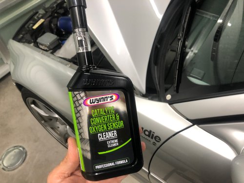 今回使用したwynn's Catalytic Converter & Oxygen Sensor Cleaner