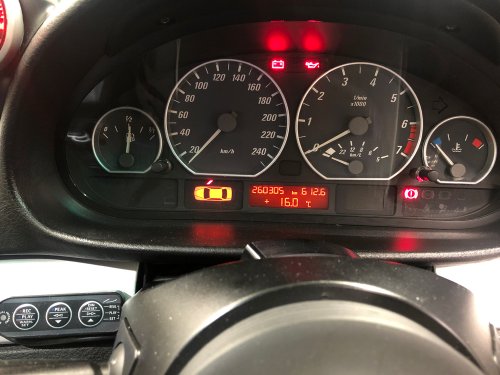 現在の走行距離は260,305km