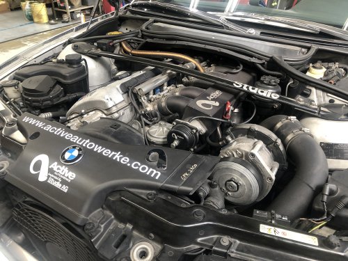 BMW E46 M3 Active Autoweke社のスーパーチャージャー