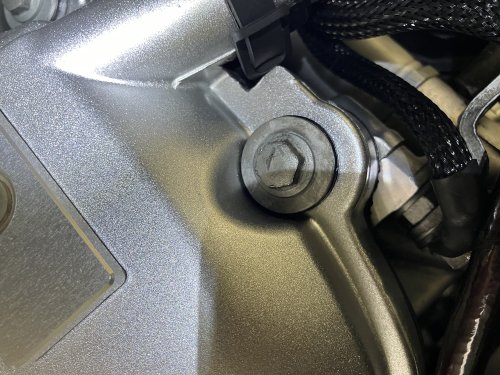ワコーズさんのラバーグリースを塗ってナットを固定