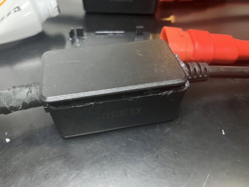 バスコークNがはみ出る感じで