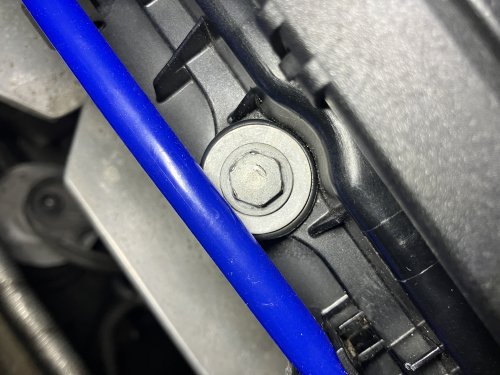 グロメット８番