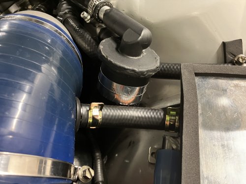 導電性アルミ箔粘着テープを二重に貼った