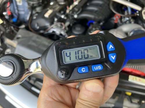 ASAボルトを41Nmで締め付け
