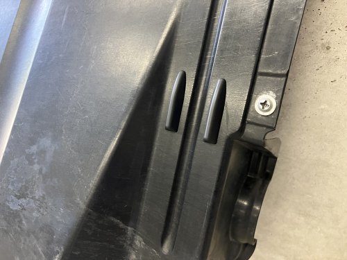新規に取り付けたボルテックスジェネレーター