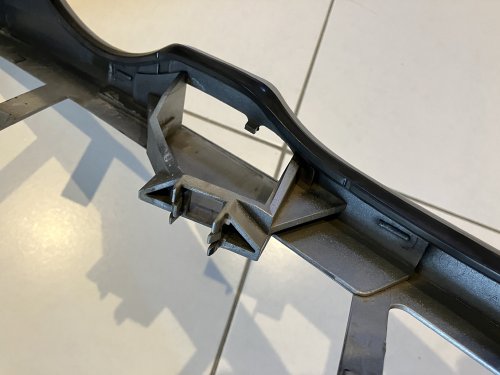 アイリッドの裏側