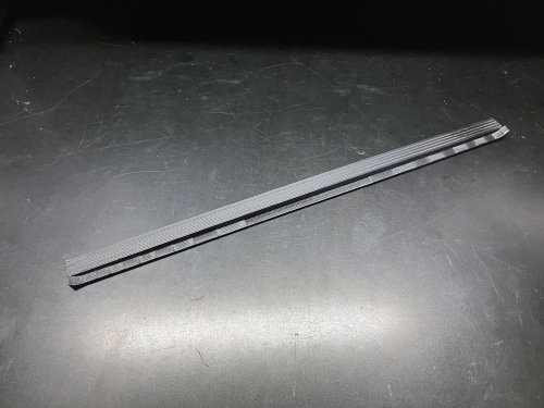 BMW E46エアコンパネル移設時の隙間を埋めるベゼル