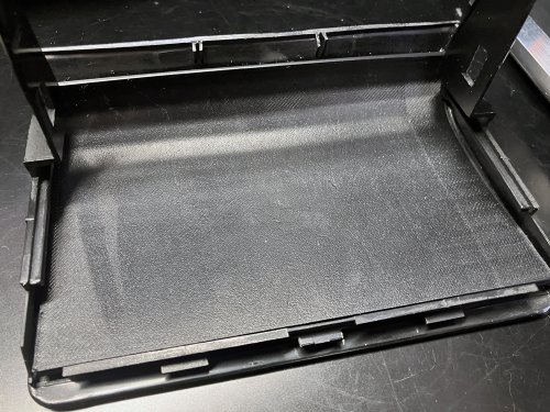 取り付けた蛇腹蓋の裏面