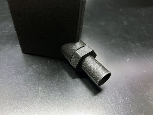 オイルセパレーターのドレン口ニップル部分