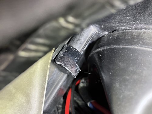 作成したゴムパーツを装備