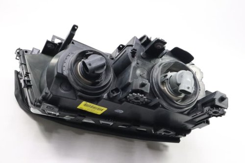 BMW E46ライトユニットの裏側の写真