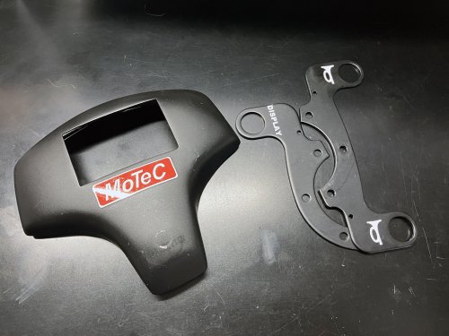 これまで使用してきたステアリングカバー