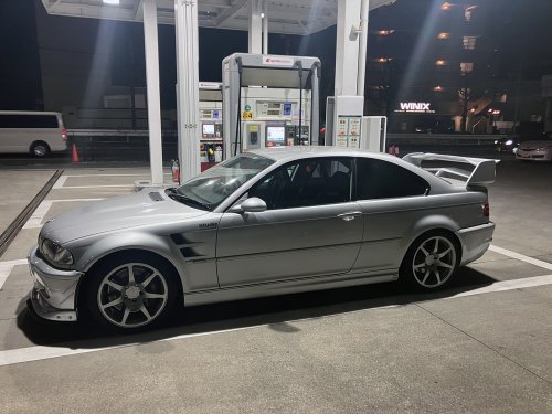 ガソリンスタンド