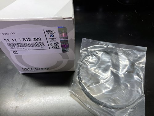 パチモノのオイルフィルターに付属のOリングのみを使用する