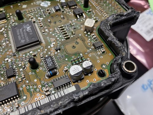 電解コンデンサー交換後の状態