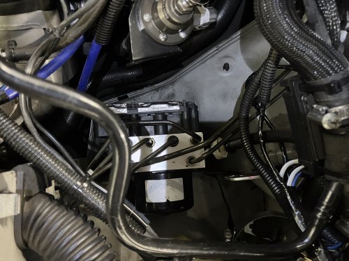 ABSユニット本体周辺