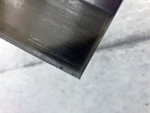 約495km走行したオイルセパレーターのオイルタンクの状態