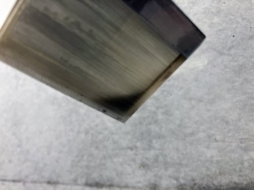 オイルセパレーターのドレンタンクの中身を確認