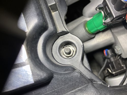 オイル漏れを起こしたグロメット部分