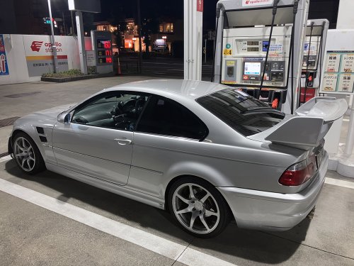 ガソリンスタンド