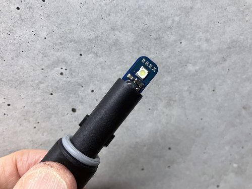 スモールバルブをBREXのT-10に交換
