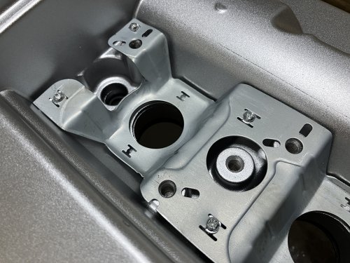 M52TUB/M54Bアルミエンジンヘッドカバー17