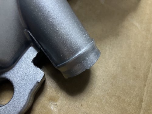 ブローバイホース接続部分表側