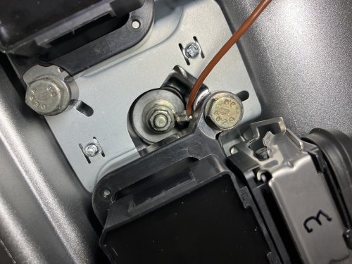 2番目のグロメットの状態。