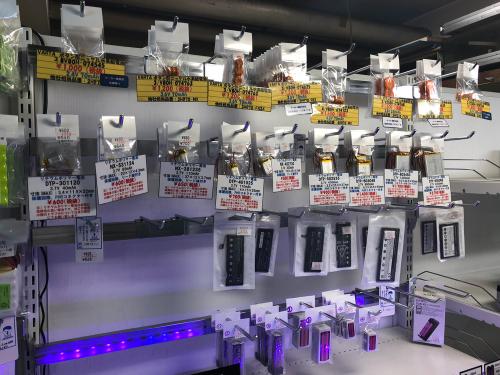 稲電気本店リチウムポリマー電池コーナー