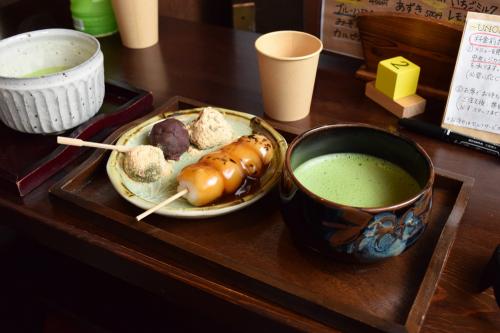 香取神宮　参道　うのカフェ　団子セット