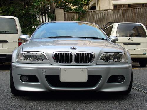 BMW E46 M3フロントフェンダーワンオフ加工