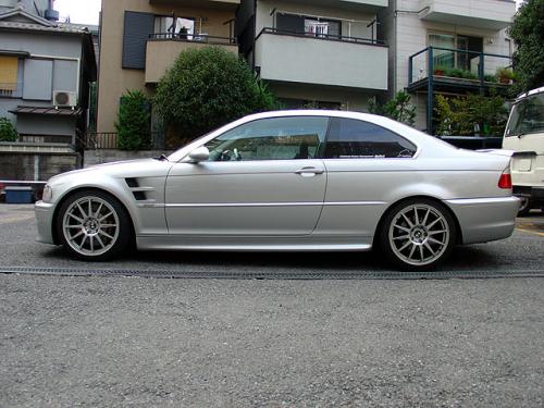 BMW E46 M3フロントフェンダーワンオフ加工