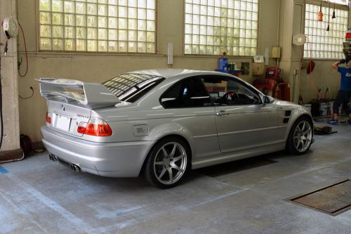 BMW E46 M3サクラム Spec3マフラー装備完了